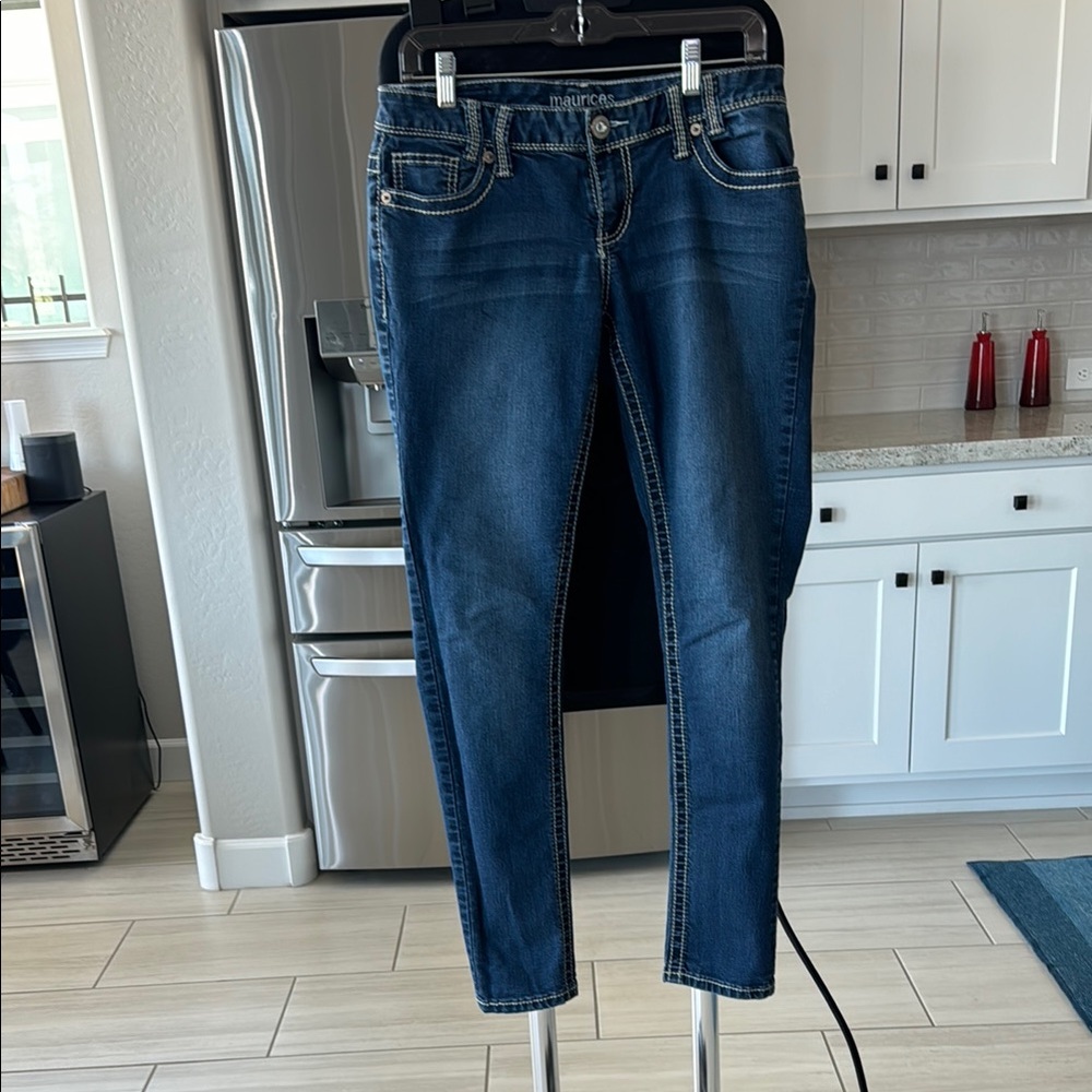 Maurices Women's Skinny Blue Jeans | Size Medium